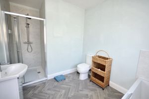 Ensuite to ground floor bedroom- click for photo gallery